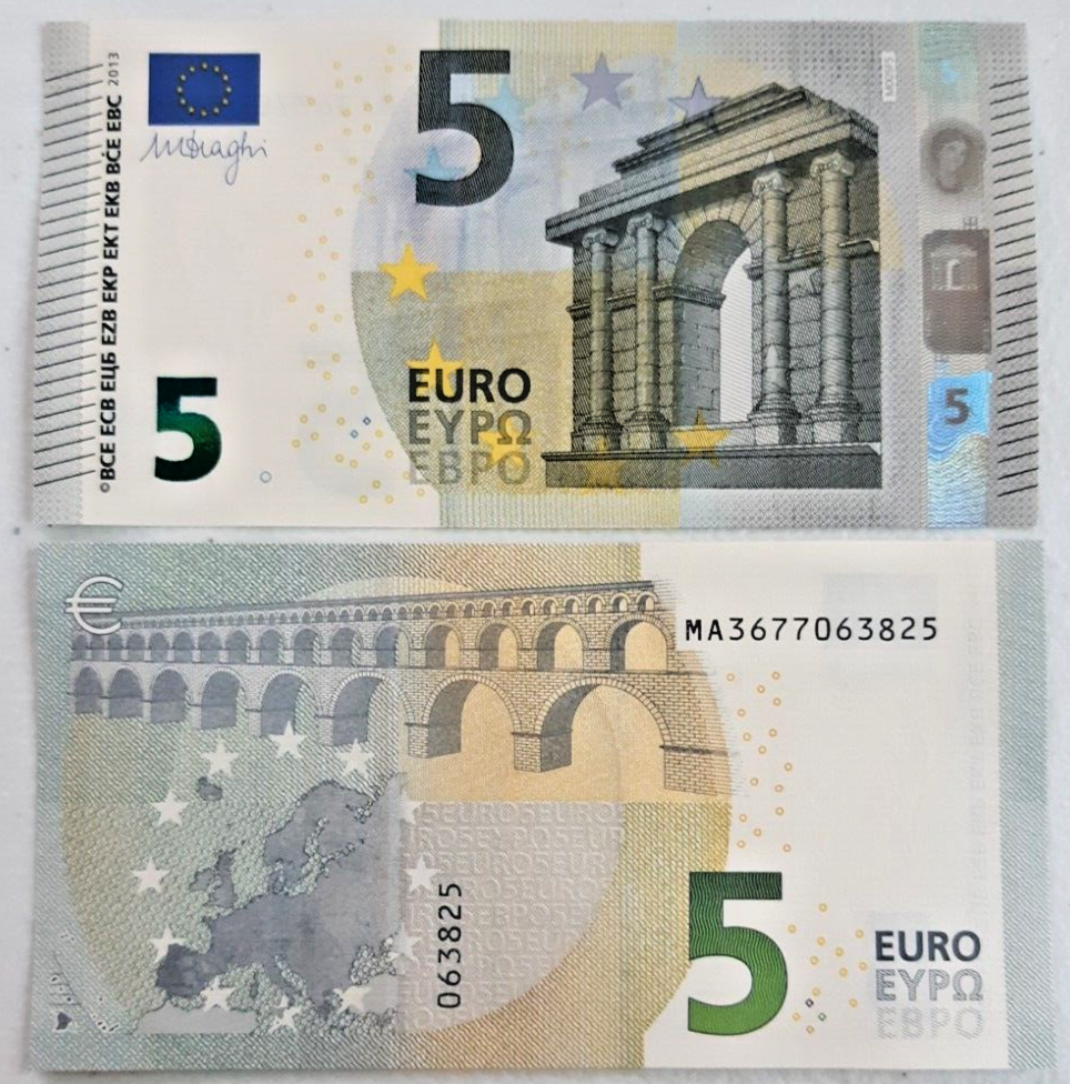 2013 Euro 5 Dollars banknote uncirculated condition M prefix (Portugal)