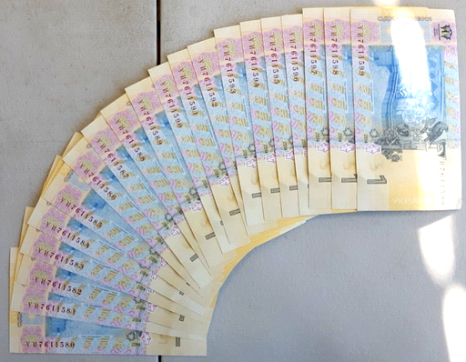 [195717173079] Ukraine 1 Hryvnia banknote 2014 set of consecutive 20 unc condition P-116
